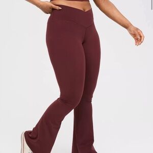 Medium Burgundy OFFLINE Aerie Flare Leggings